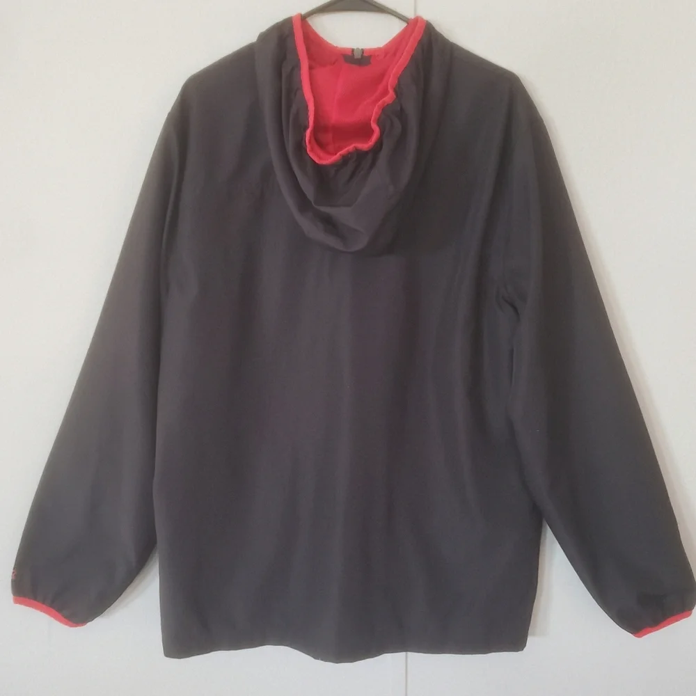 Men's Starter Black and Red Hooded Windbreaker Zip Up Jacket - Picture 5 of 10